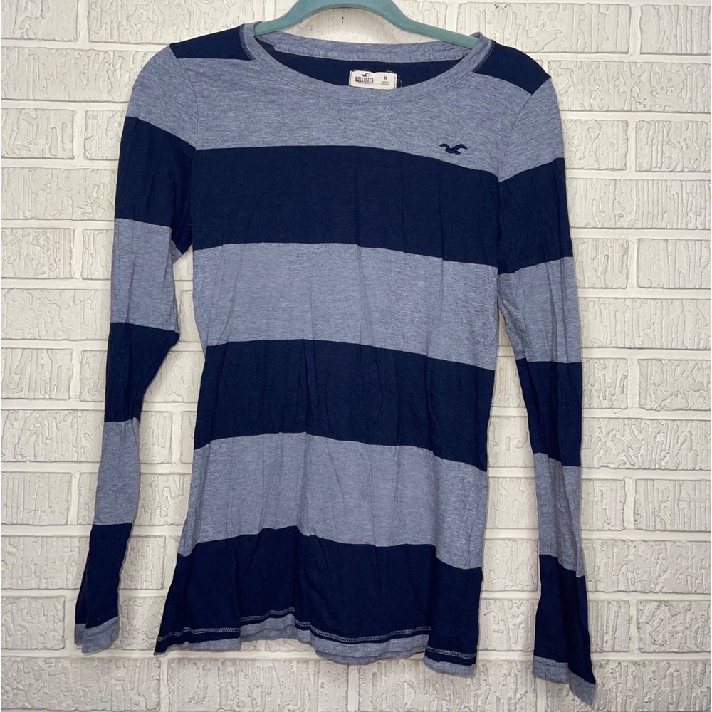 Hollister Medium Long Sleeve Shirt